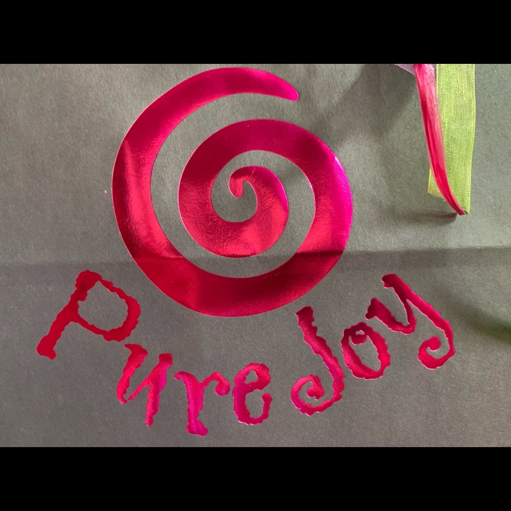 Meet your Pure Joy boutique manager